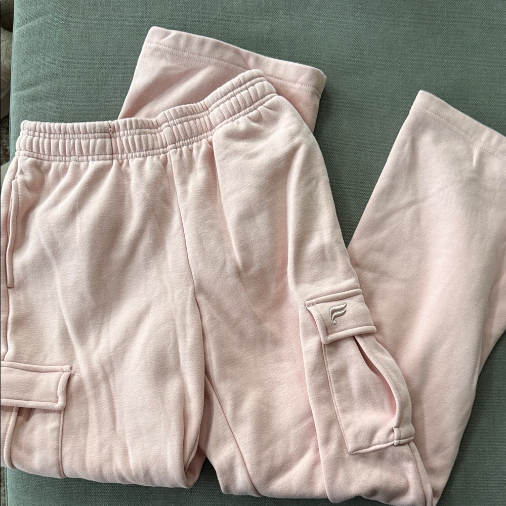 Fabletics Year Round Terry Cargo Jogger - Baby Pink - XS